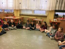 237 - Wizyta dzieci z gr. V w Szkole Podstawowej 280 ( luty 2019)