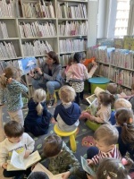 257 - Spotkanie w bibliotece przy ul. Baleya- lekcja edukacyjna " Zwiastuny wiosny " - Gr. II ( 07.03.2024)